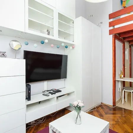 Split Level Microapartment Cracow Old Town By Renters Krakow